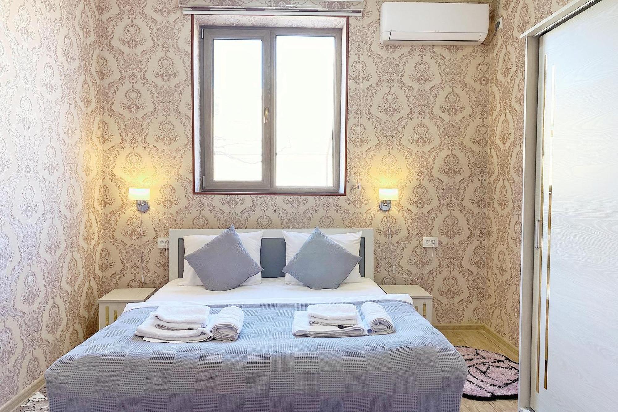 Nanosh East Hotel บูคารา ภายนอก รูปภาพ